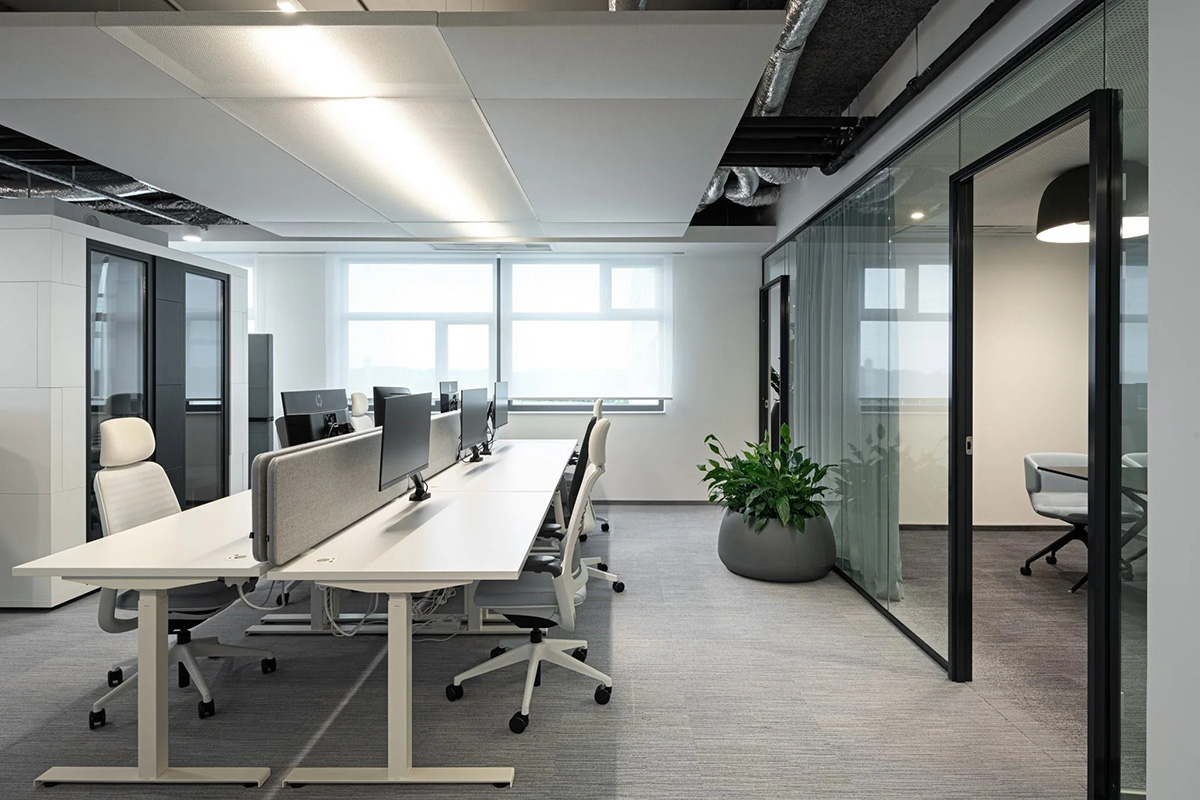 ý���ͷRTL������������λ���罻�糡